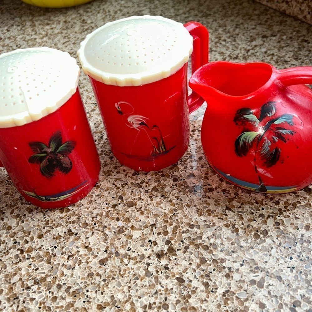 1960sBurrite Flamingo 🦩 Salt 🧂 & Palm Tree 🌴 Pepper 🫑 shakers Bonus CreamCup